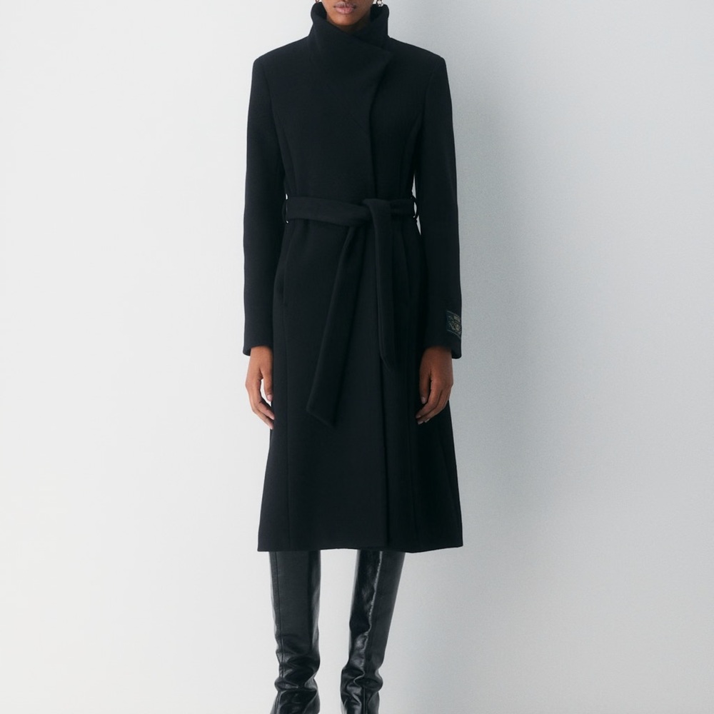 The Connor Long Coat - Soft Wool Cashmere Aritzia, size small